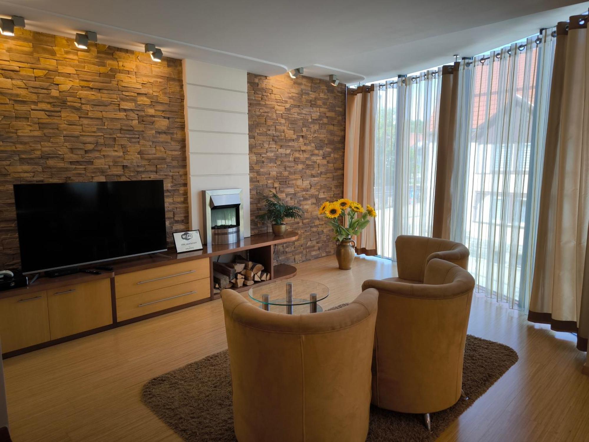 Uroczy Przy Deptaku Z Parkingiem. Apartment *